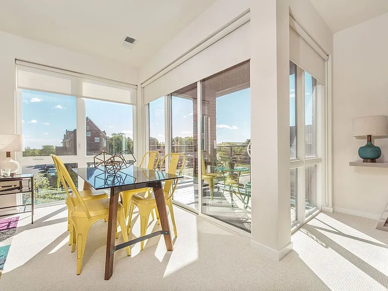 Echelon Apartments at Innovation Campus — Photo 9