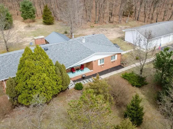 7200 E 150 N, Knox, IN 46534