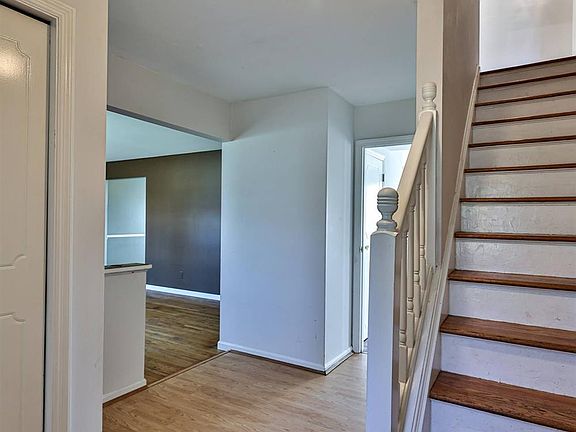 5th image of 8133 Asbury Hills Dr