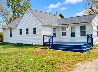 205 9th Ave NW, State Center, IA 50247