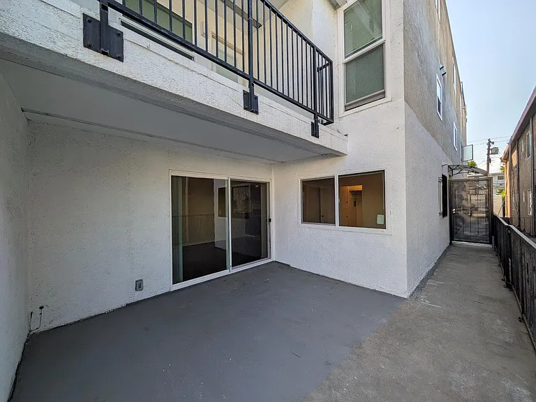 2607 Ellsworth Street — Photo 25