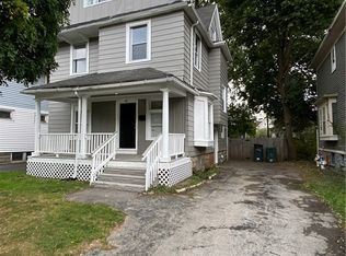 48 Quincy St, Rochester, NY 14609