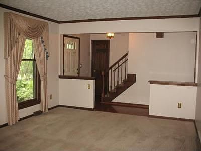 2nd image of 10469 N Crosset Hill Dr