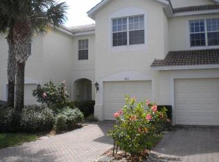 763 Hampton Cir, Naples, FL 34105
