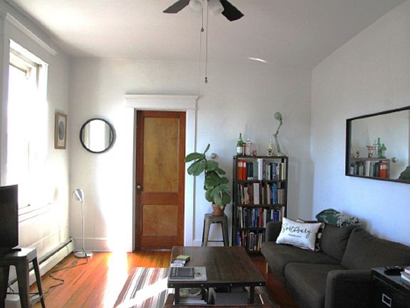 2nd image of 224 Saint John St Unit 2R
