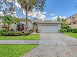 509 Carrington Dr, Weston, FL 33326
