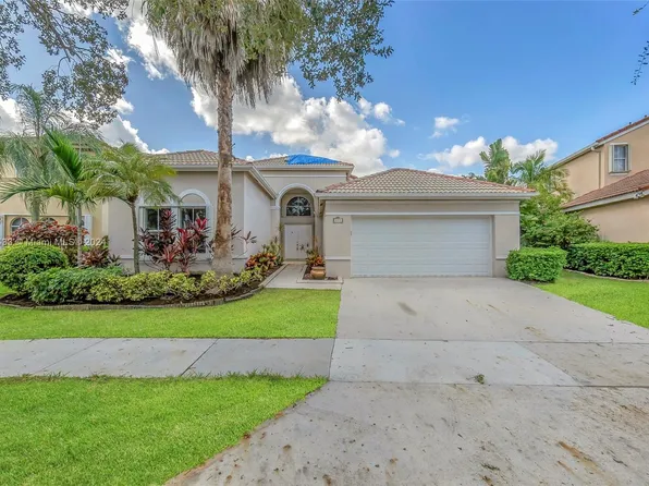 509 Carrington Dr, Weston, FL 33326