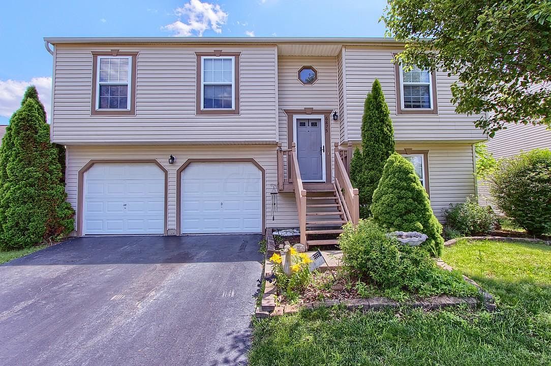 6875 Winchester Lakes Blvd, Canal Winchester, OH 43110 Zillow