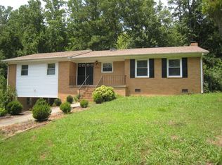 2704 Forest Lake Rd, Chester, VA 23831