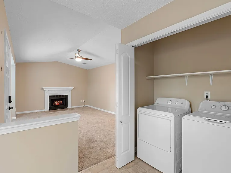 3056 Casa Dr — Photo 16