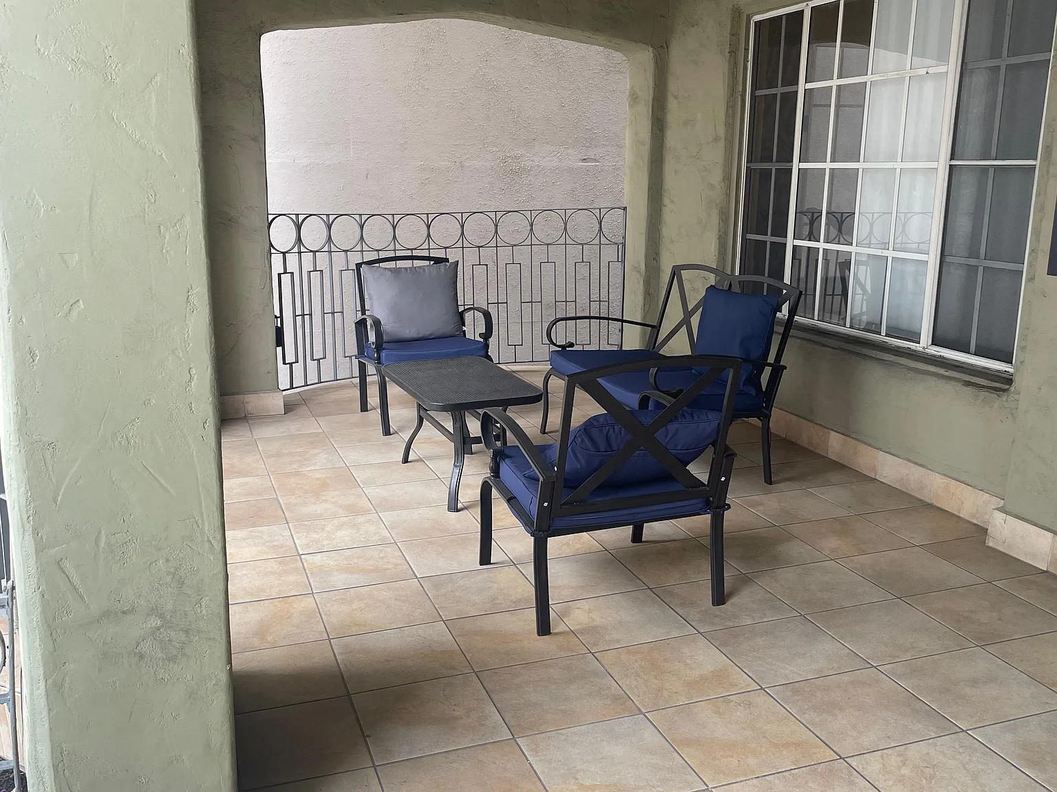 Virgil Apartments — Photo 3
