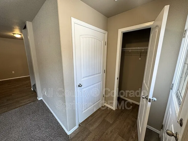 7622 Jack Pine Grv — Photo 5