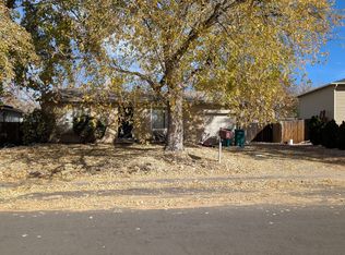 2852 S Olathe Ct, Aurora, CO 80013