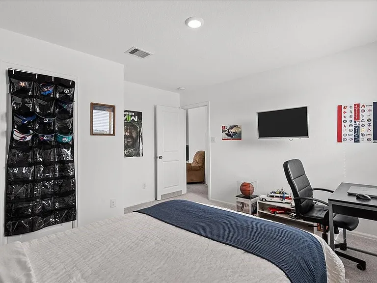 512 Maple Bend Ln — Photo 24