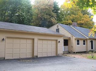 158 Tariffville Rd, Simsbury, CT 06070