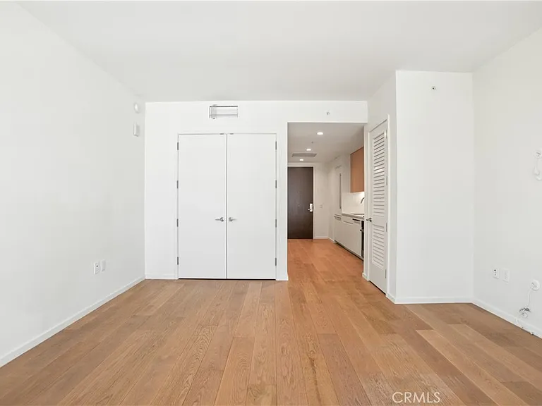 877 Francisco St #717 — Photo 7