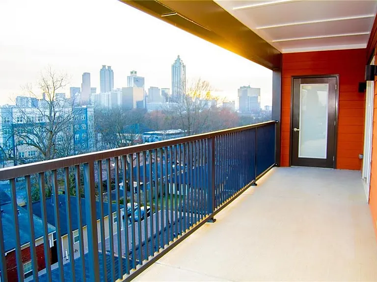 525 Parkway Dr #518 — Photo 9