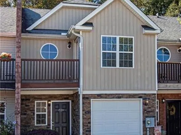 1528 Box Cir, Winder, GA 30680