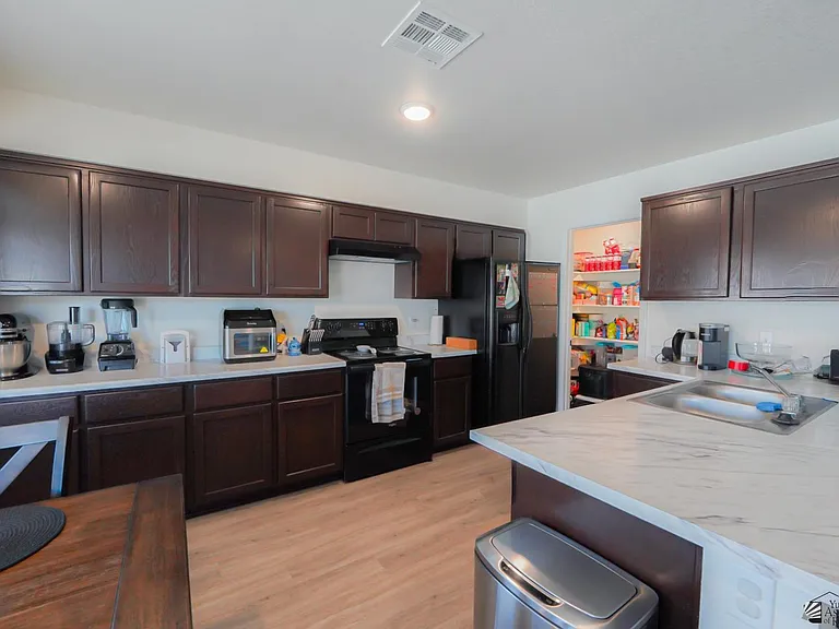 7316 E 45th Pl — Photo 19