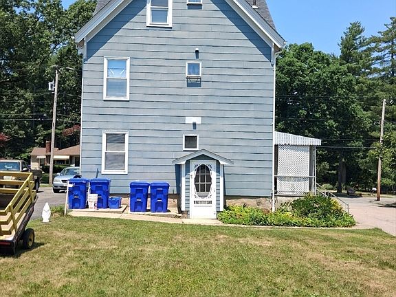 2nd image of 12 Pinehill St