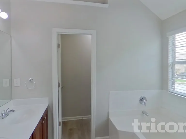 15 Silver Willow Walk — Photo 10