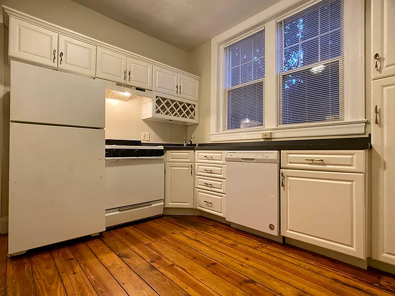 1650 Eastern Pkwy #C1 — Photo 28