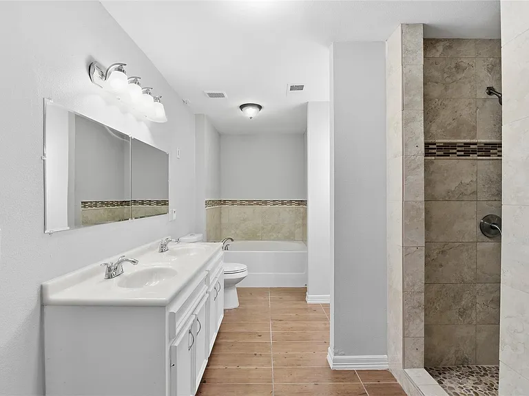 6203 Gaston St — Photo 16