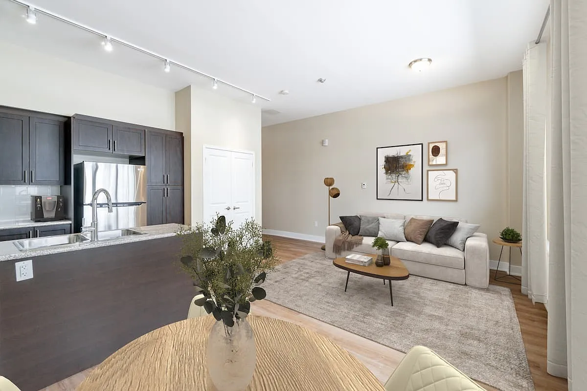 Deerford Road Apartments — Photo 4