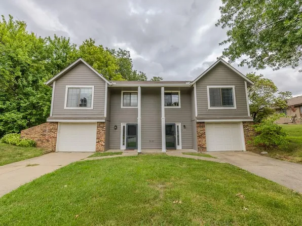 320 NW Gibson Rd, Lees Summit, MO 64063
