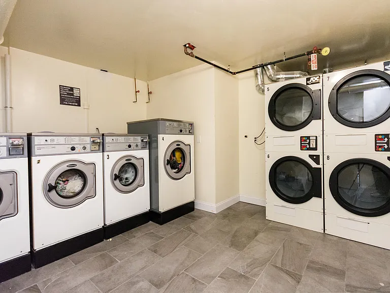 480 Concord Ave #4E — Photo 15