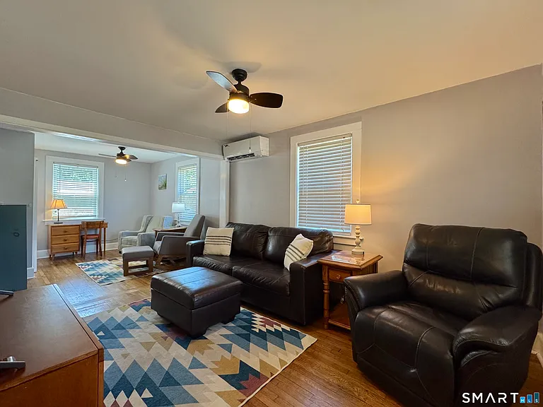 69 Morse Ave — Photo 11