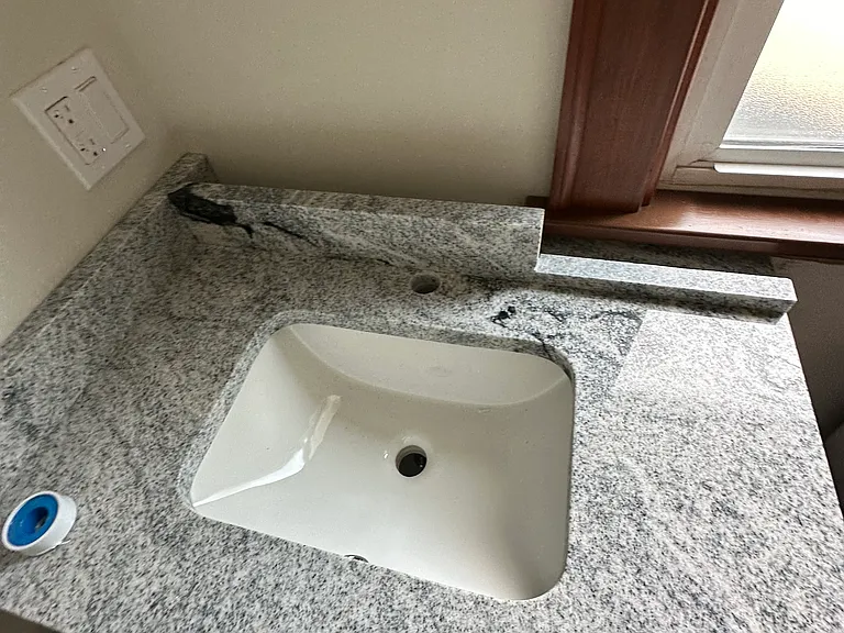 209 East Ave #2 — Photo 5