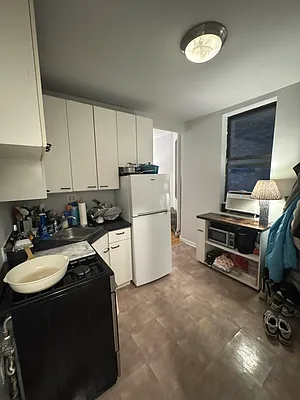 Rented by KNOCKKNOCK LLC | media 20