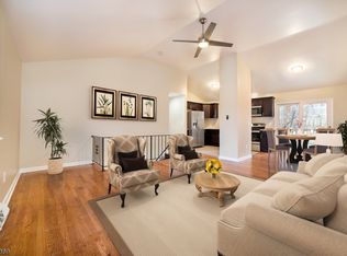 20 Panorama Dr, Sussex, NJ 07461