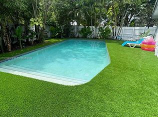 5880 SW 15th St, Fort Lauderdale, FL 33317