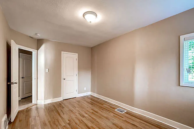 7 S Grant St — Photo 11