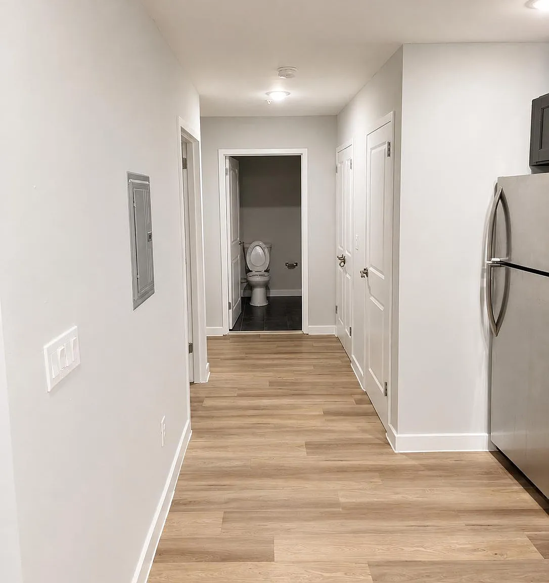 2 bed, $1,964 — Photo 2