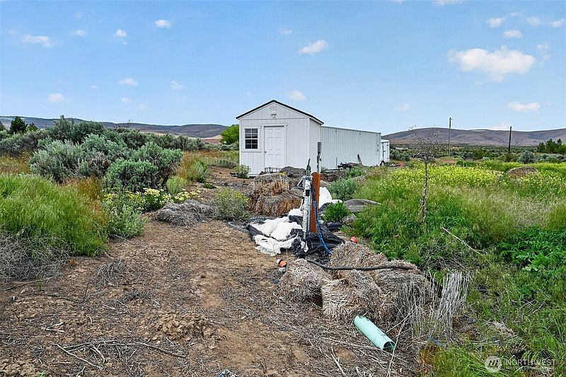 2nd image of 130 Red Tail Road