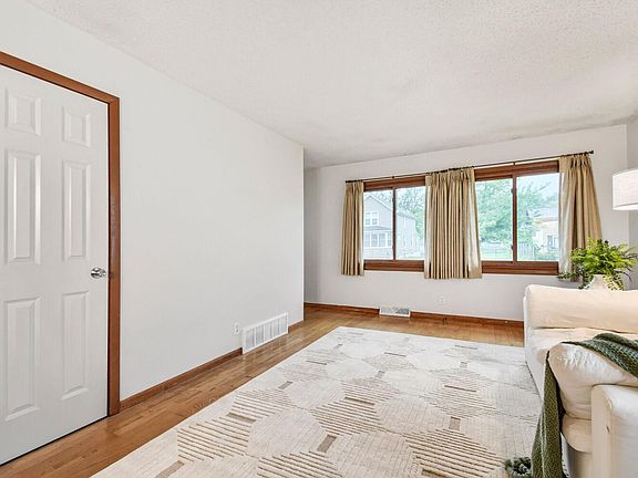 5th image of 769 Englewood Ave