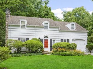 21 Round Hill Rd, Scarsdale, NY 10583