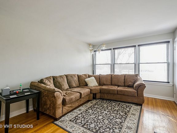 3rd image of 4934 Mulford St APT 1E