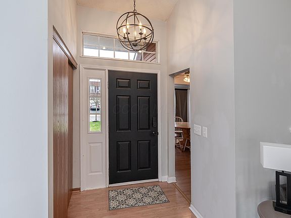 3rd image of 4976 Silver Bow Dr