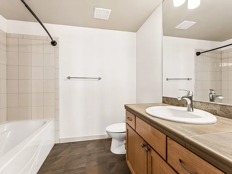 1501 Tacoma Ave S #519 — Photo 15