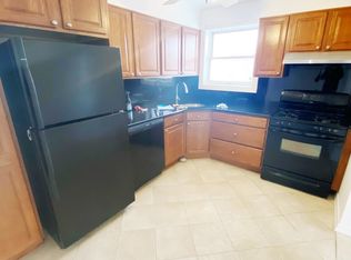 18907 35th Ave, Flushing, NY