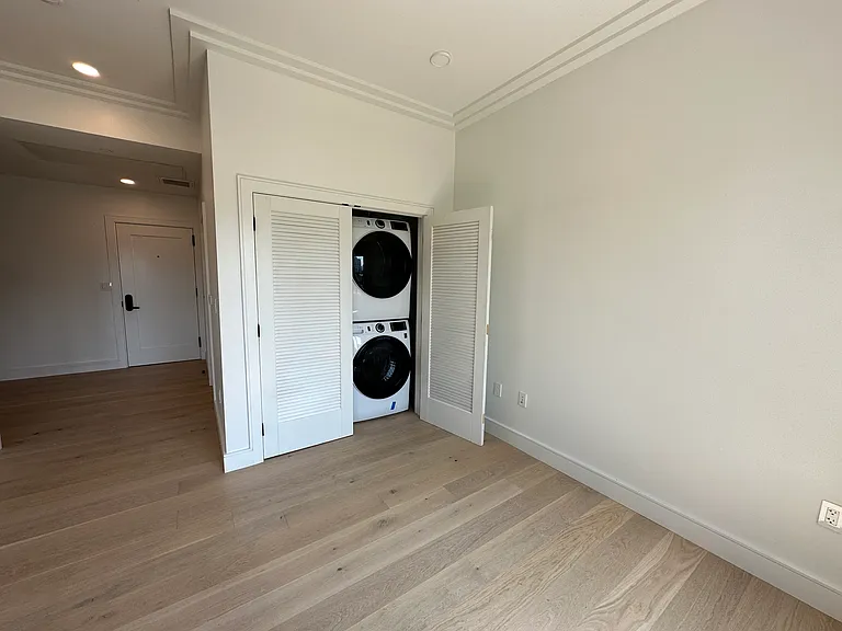 50 Leo M Birmingham Pkwy #507D — Photo 6