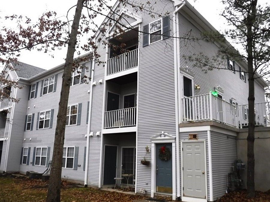 2nd image of 505 Cypress Ln