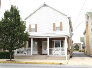 723 Main St APT 2, Akron, PA 17501