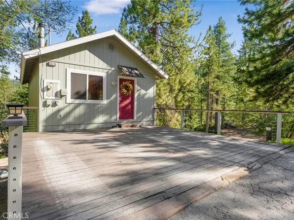 32715 Willow Ln, Running Springs, CA 92382