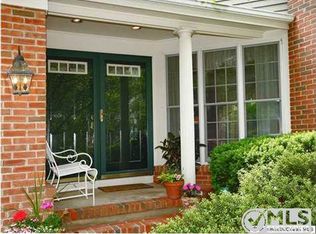 154 Alderbrook Rd, Little Silver, NJ 07739