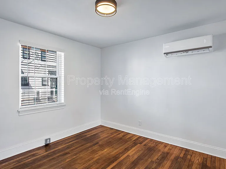 402 S Center St #4 — Photo 16
